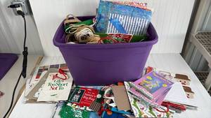 lot 258 image: Holiday Gift Bag & Wrapping Supply Collection