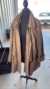 lot 297 image: Galler Tan Coat Size XL