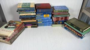 lot 319 image: Mixed Book Collection Lot