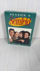 lot 324 image: Seinfeld Season 4 DVD Set