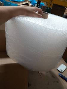 lot 31008 image: Roll of Bubble Wrap
