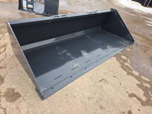 lot 4395 image: Wolverine 66 TDB-11-66W Heavy Duty Track Loader Bucket