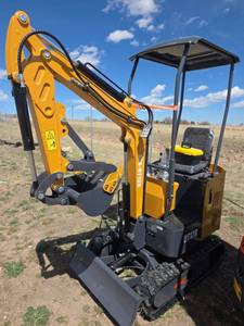 lot 4451 image: ATS RT12R Mini Excavator with 15HP Engine