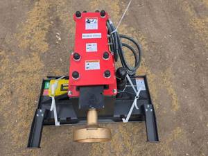lot 4591 image: Raytree RMPP680 Hydraulic Post Pounder Heavy Equipment Attachment