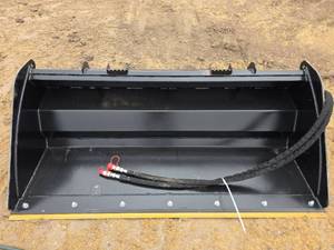 lot 4620 image: Raytree 72 Inch Power Rake Bucket RMRB72 Excavator Attachment