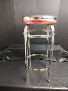 lot 19 image: Chrome Bar Stool with Red Painted Metal Seat, 24.5 inches tall
