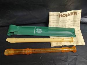 lot 33 image: Hohner Melody Blockflote Recorder Set with Case, Instructions, and More