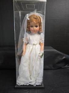 lot 304 image: Beautifully Restored Antique Bride Doll in White Wedding Dress with Veil and Display Box