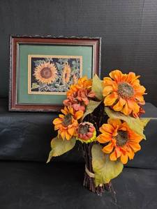lot 310 image: Framed Kansas Sunflower Print with Artificial Sunflower Bouquet