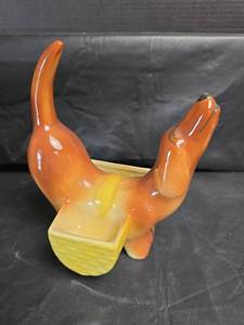 lot 314 image: 1950s Dauschund Dresser Valet Caddy