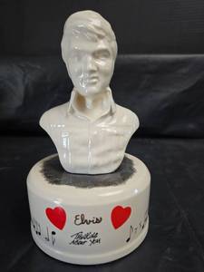 lot 321 image: Elvis Presley Ceramic Musical Figurine Music Box