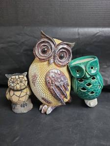 lot 328 image: Mixed Owl Figurine and Night Light Collection