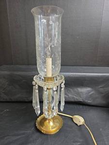 lot 361 image: 19in Lead Crystal Hurricane Candle Lamp with Prisms