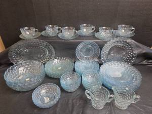 lot 417 image: Vintage Clear Glass Dinnerware Set with Bubble Pattern 51 Piece