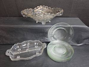 lot 418 image: Depression Era Glass Collection with Fruit Pattern Bowl and Etched Plates