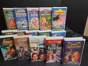 lot 439 image: Disney VHS Movie Collection