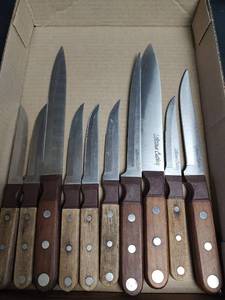 lot 508 image: Lifetime Cutlery Tempered Stainless Knife Set with Wooden Handles