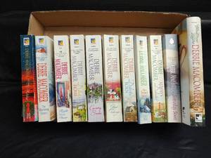 lot 555 image: Debbie Macomber Romance Novels