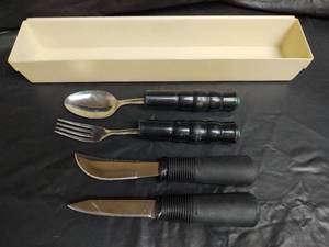 lot 568 image: Weighted Adaptive Eating Utensils and Tray