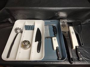lot 569 image: Pampered Chef Kitchen Tools, Expandable Silverware Drawer and More