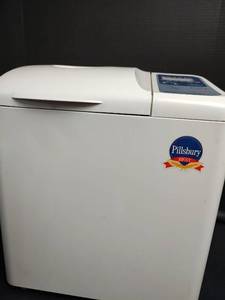 lot 609 image: Pillsbury Automatic Bread and Dough Maker