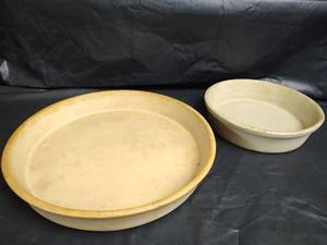 lot 612 image: Stoneware Baking Set