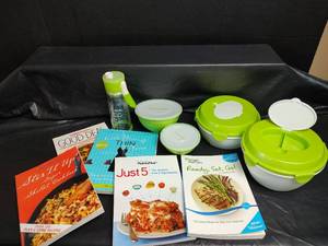 lot 632 image: Weight Watchers Kitchen Set with Cookbooks, Containers, and Salad Dressing Bottle