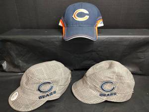 lot 645 image: Chicago Bears NFL Team Logo Baseball Caps