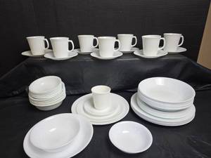 lot 661 image: Corelle by Corning Dinnerware Set with Cups, Saucers, Plates and Bowls, 8 Place Setting,  56pc.