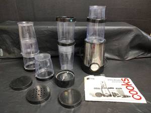 lot 693 image: Cooks Power Blender Model 22010