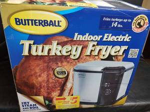 lot 703 image: NIB Butterball Indoor Electric Turkey Fryer with Manual