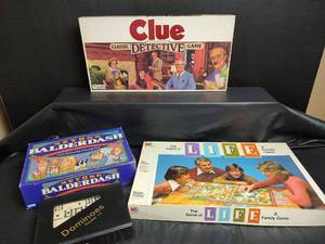 lot 710 image: Classic Board Games