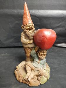 lot 787 image: Tom Clark Garden Gnome Figurine Willie and Son, Certificate of Authenticity