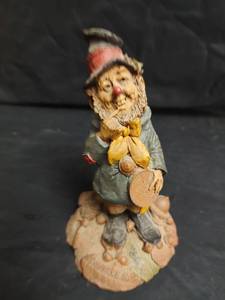 lot 788 image: Cairn Studio Tom Clark Gnome Figurine Twinkle, Cert with Authenticity