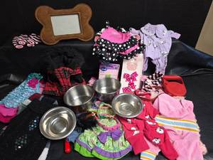 lot 811 image: XS Dog Clothing and Accessories