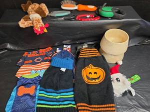lot 812 image: Small Dog Accessories and Supplies