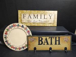 lot 846 image: Wooden Signs and Decorative Plate