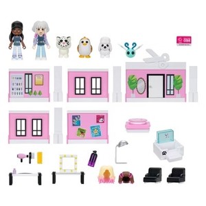 lot 4000 image: $50 Adopt Me Pet Salon Playset with Mini Figures