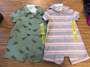 lot 4067 image: 2 pack Carter s 6 month rompers