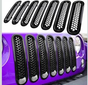 lot 1439 image: 7PCS Front Grill Mesh Inserts for Jeep Wrangler JK JKU Unlimited 2007 2008 2009 2010 2011 2012 2013 2014 2015 2016 2017 2018 Grille Guard Cover Trim Clip-in Exterior Accessories (Glossy Black