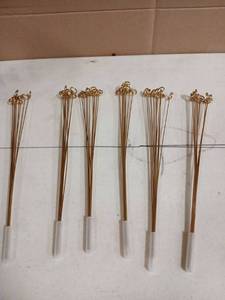 lot 29298 image: Set of 60 Gold Balloon Bouquet Anchors - Retail $8