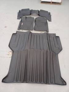 lot 11808 image: Teson Automotive Floor Mats