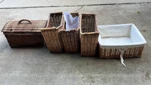 lot 59101 image: Wicker Basket Collection with Liners - Retail $45