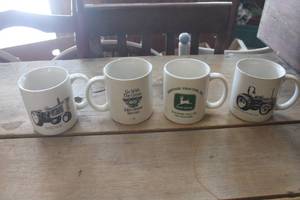 lot 4353 image: John Deere Coffee Cups