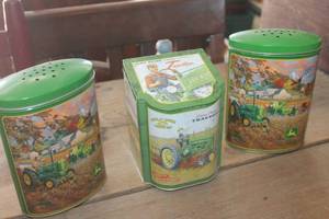 John Deere Tins