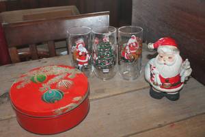 lot 4423 image: Vintage Santa Bank, Glasses & Tin