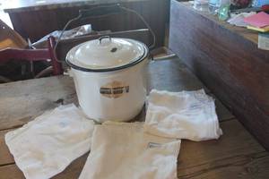 lot 4446 image: Vintage Enamelware Diaper Pail & More