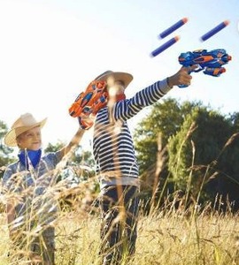 lot 12286 image: Baixin Frost Nova Kids Toy Blaster Pack