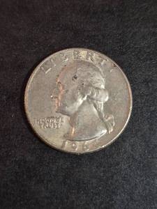 lot 147 image: 1964 Washington Quarter US Silver Coin - 90 Percent Silver