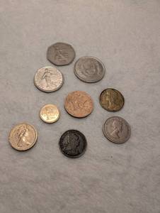 lot 506 image: International Coin Collection Lot (including British, French, Swiss, Canadian, Portuguese and Spanish)